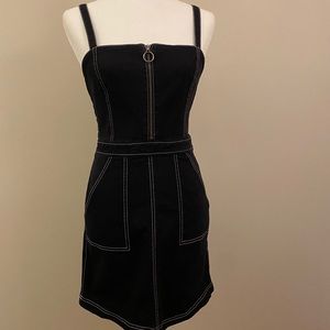 Black Dress with Pockets by Vans